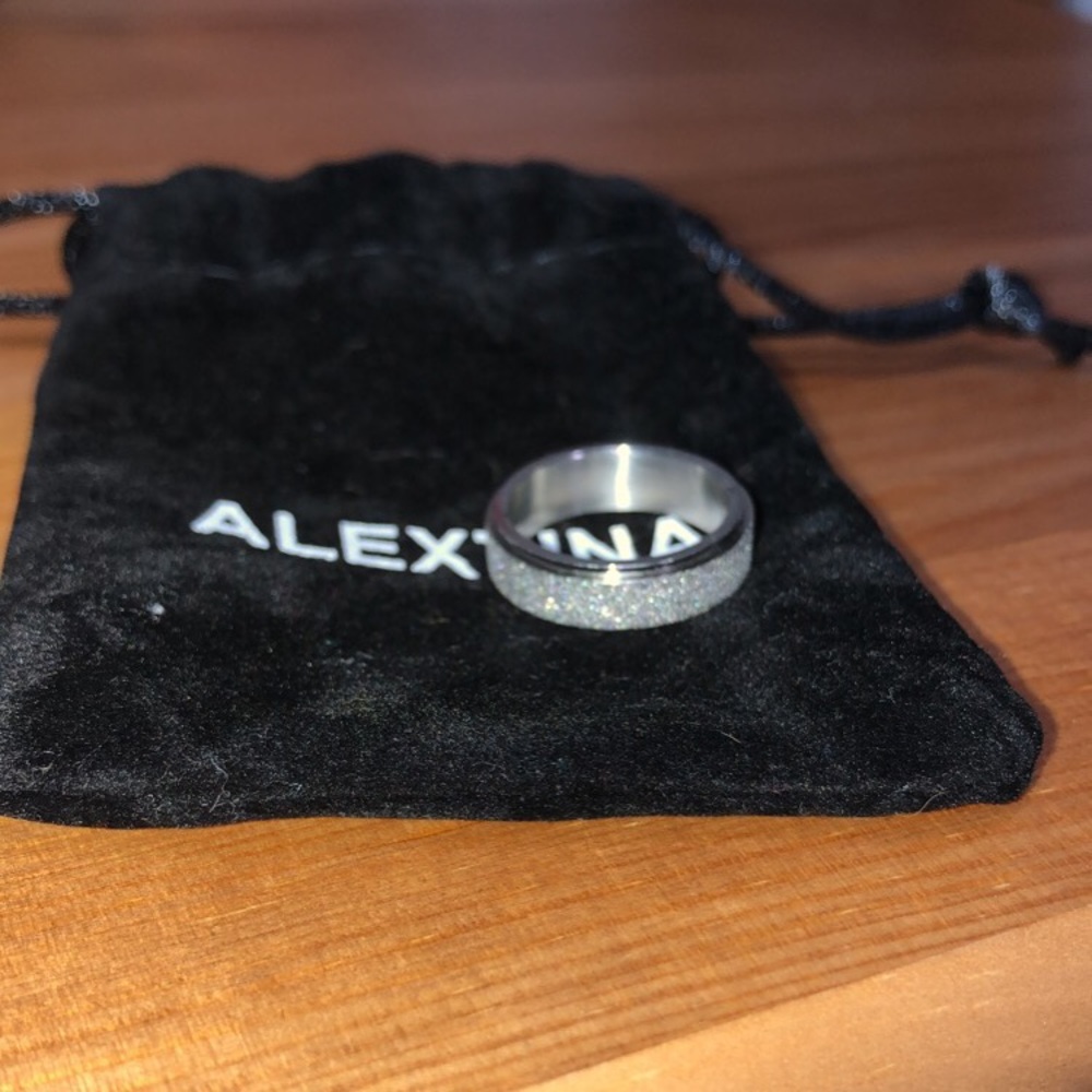Silver fidget ring